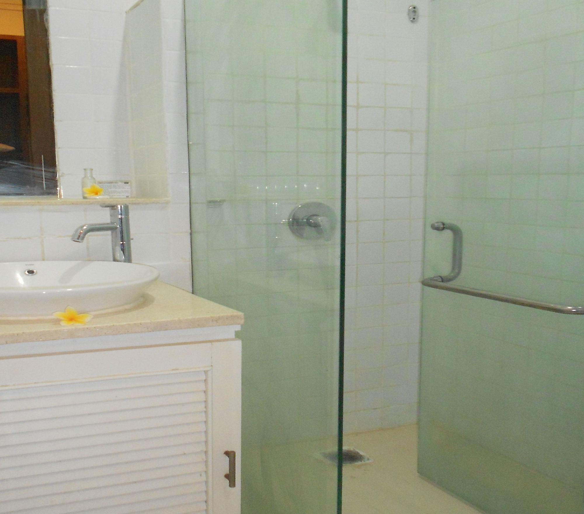 Capital O 93809 Wida Hotel レギャン エクステリア 写真