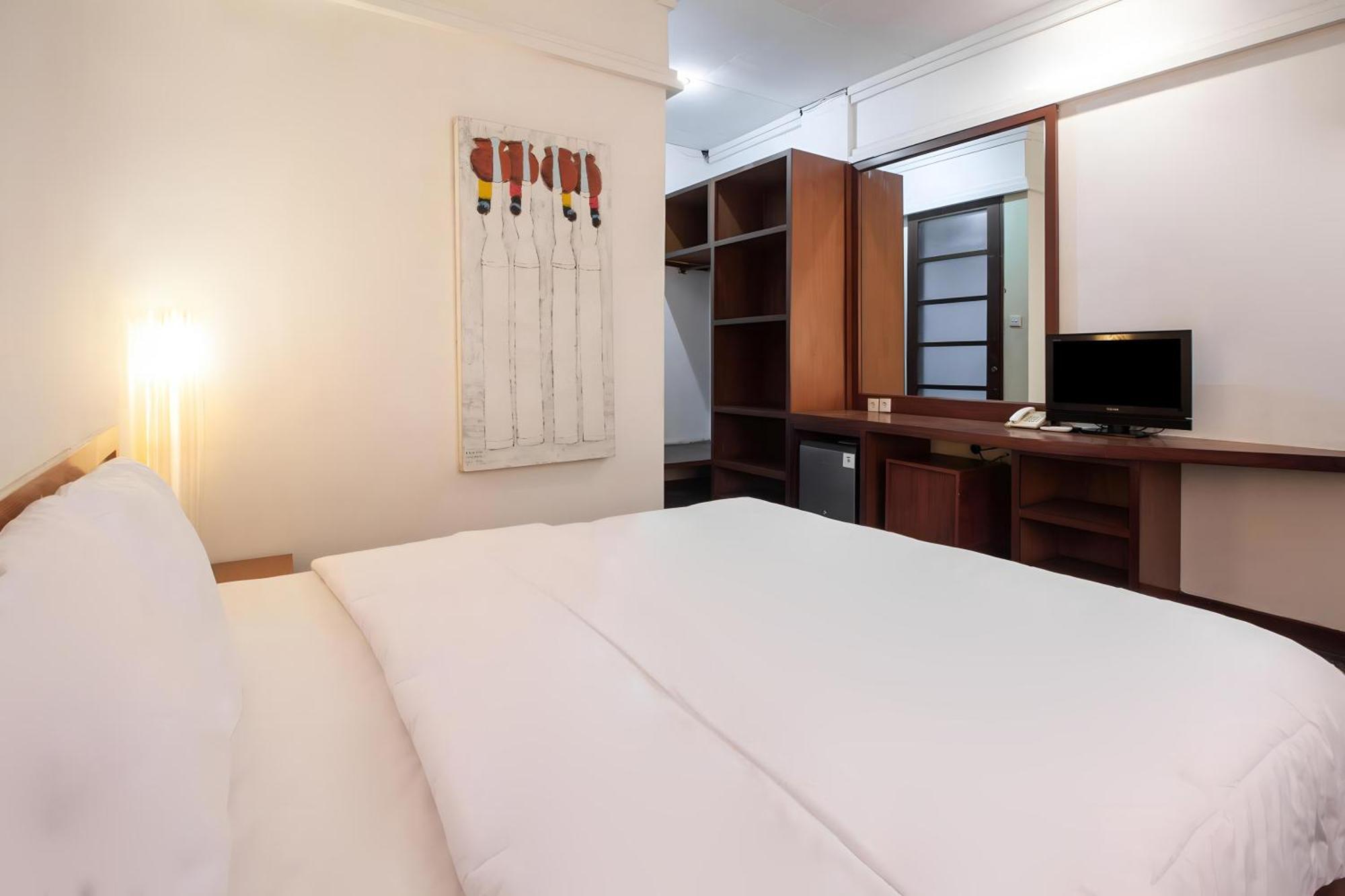 Capital O 93809 Wida Hotel レギャン エクステリア 写真
