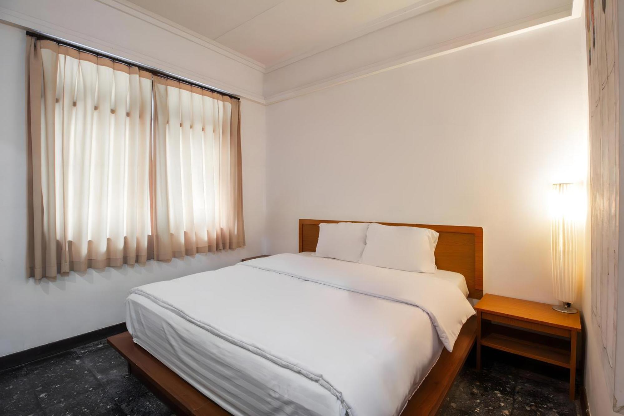 Capital O 93809 Wida Hotel レギャン エクステリア 写真