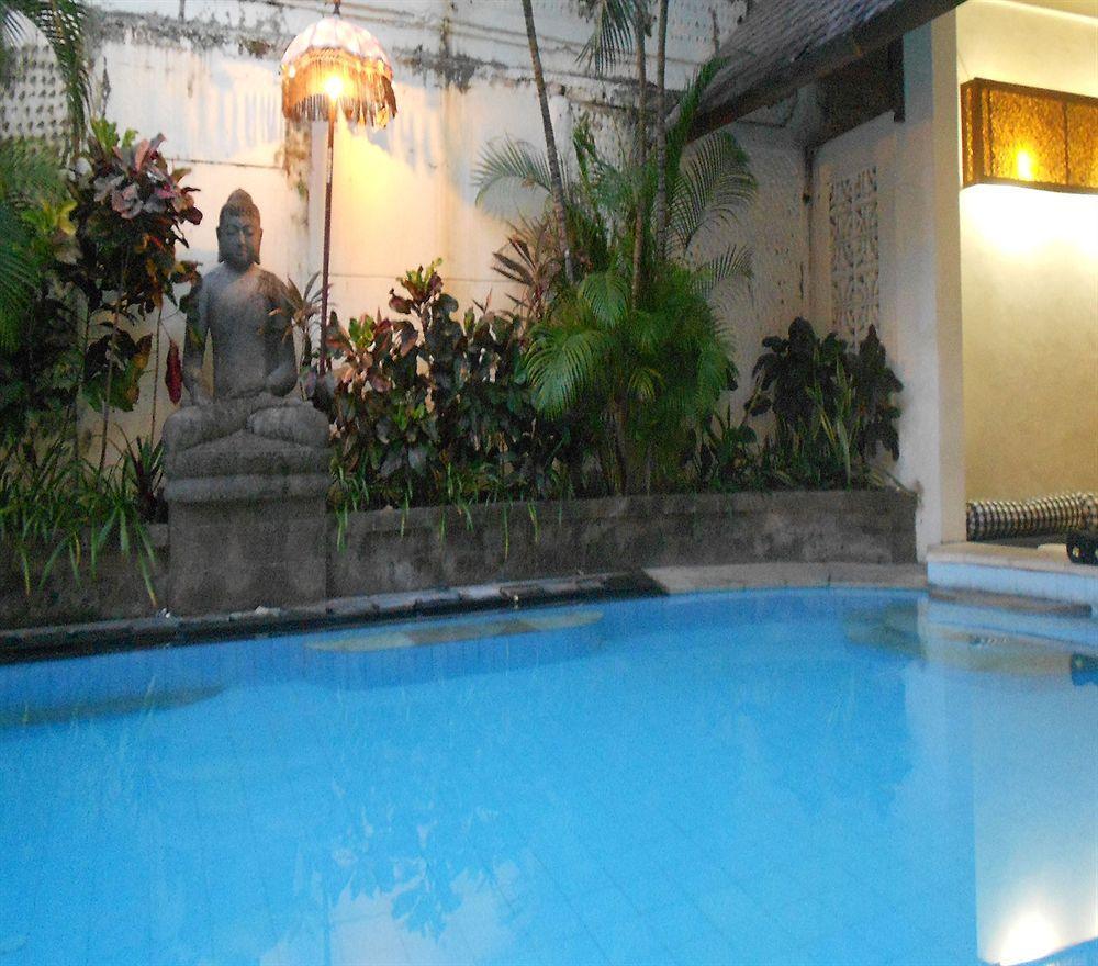 Capital O 93809 Wida Hotel レギャン エクステリア 写真
