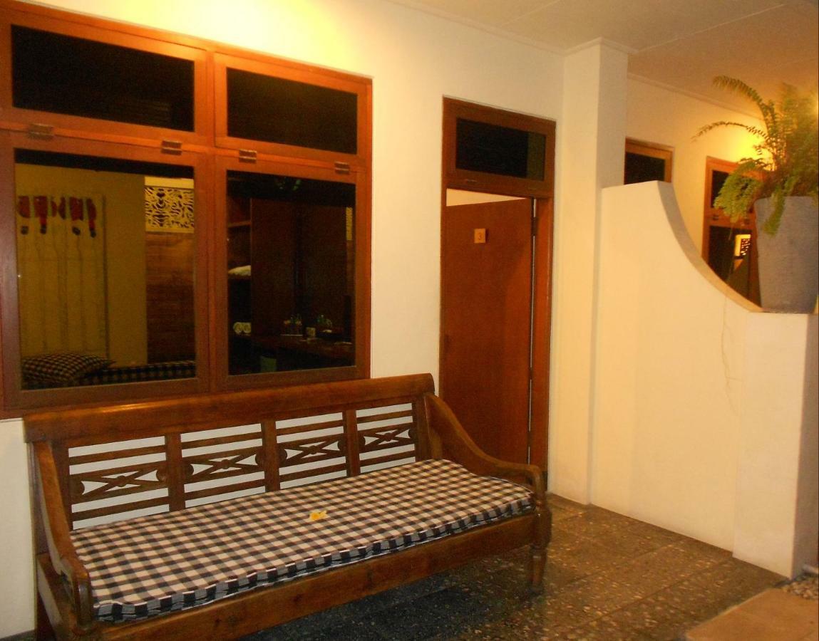 Capital O 93809 Wida Hotel レギャン エクステリア 写真